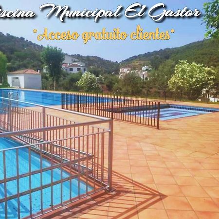 La Madronala Vila El Gastor Exterior foto